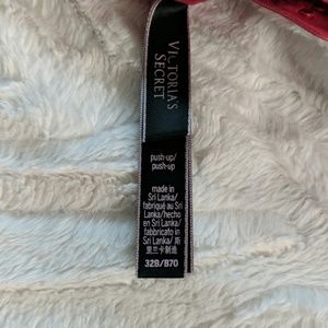 Victoria's Secret Intimates & Sleepwear - Victoria's Secret Push-up Bra Victoria's Secret Intimates & Sleepwear - Victoria's Secret Push-up Bra